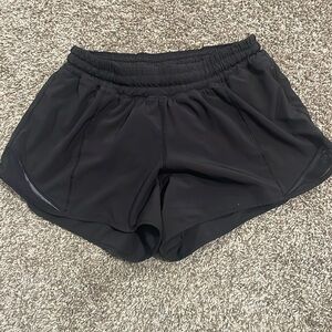 Lululemon Hotty Hot shorts